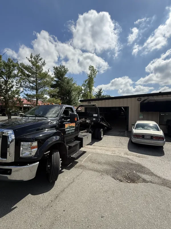 Intense Towing & Recovery - photo 4