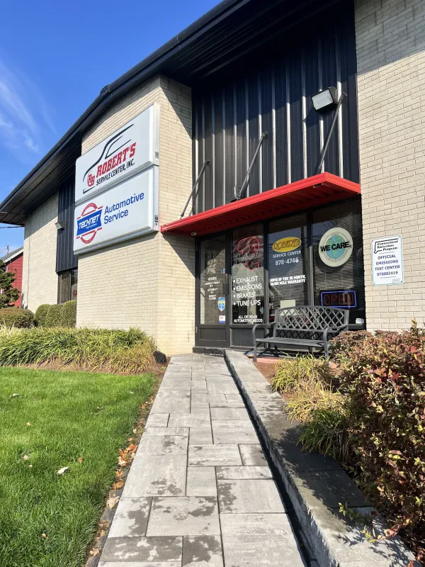 Robert's Service Center - photo 4