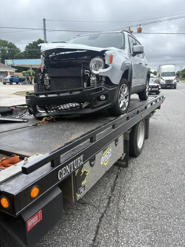 Quick's Towing - photo 4