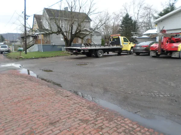 Blazer Auto Body & Towing Service - photo 3