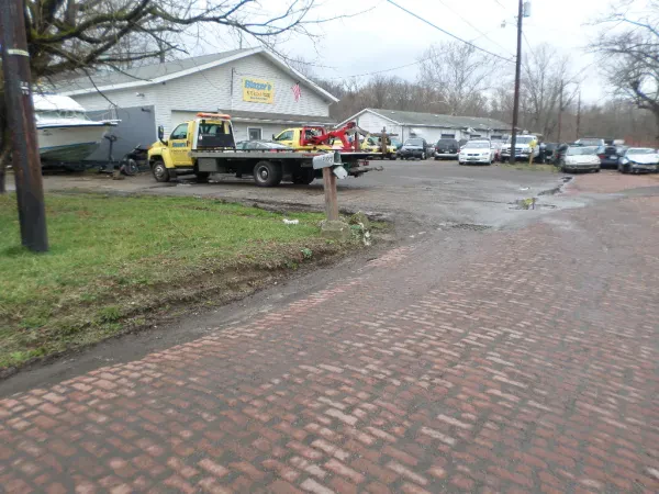 Blazer Auto Body & Towing Service - photo 4