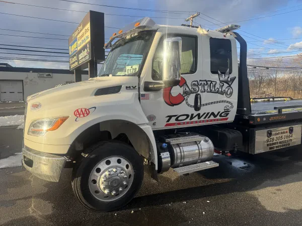 Castillo Towing & Recovery LLC - photo 2
