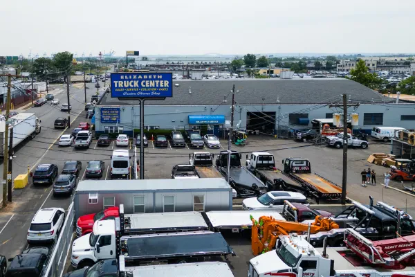 Elizabeth Truck Center - photo 3