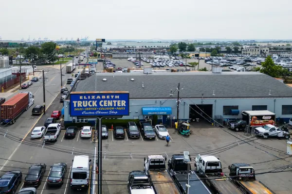 Elizabeth Truck Center - photo 4