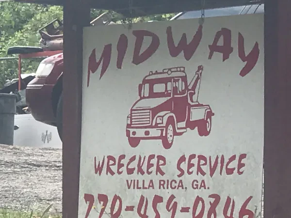 Midway Wrecker Service - photo 2
