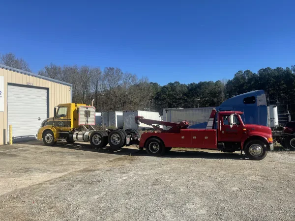 Moons Towing & Transport - photo 4