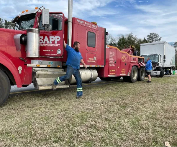 Sapp Towing & Recovery - photo 2