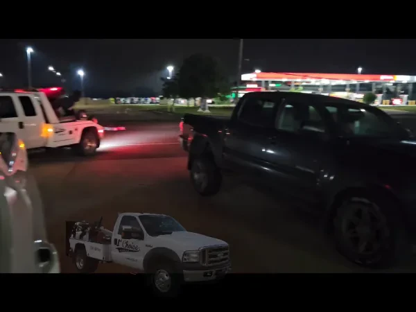 1st Choice Towing LLC - photo 2