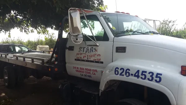 Stars & Stripes Towing - photo 2