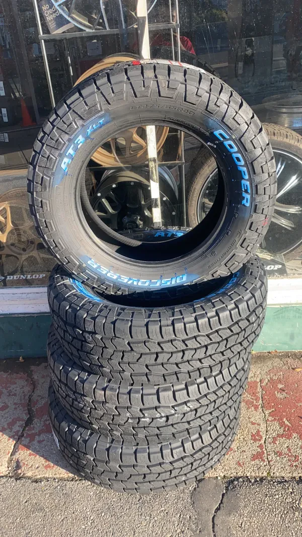 Lima's Used Tire Shop - photo 3