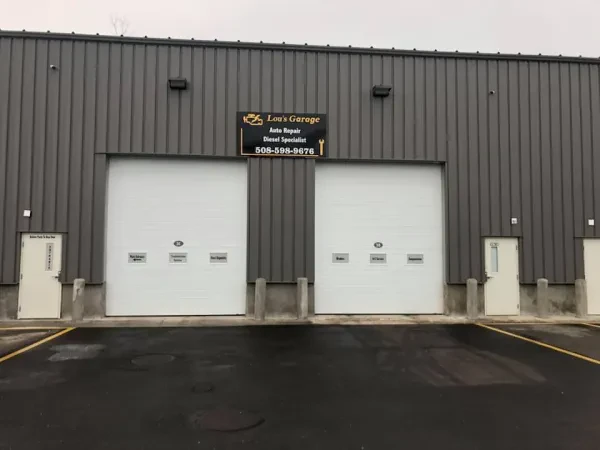 Lou's Garage - photo 2