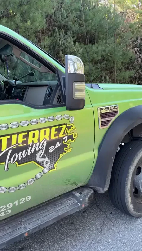 Gutierrez Towing 24/7 - photo 2