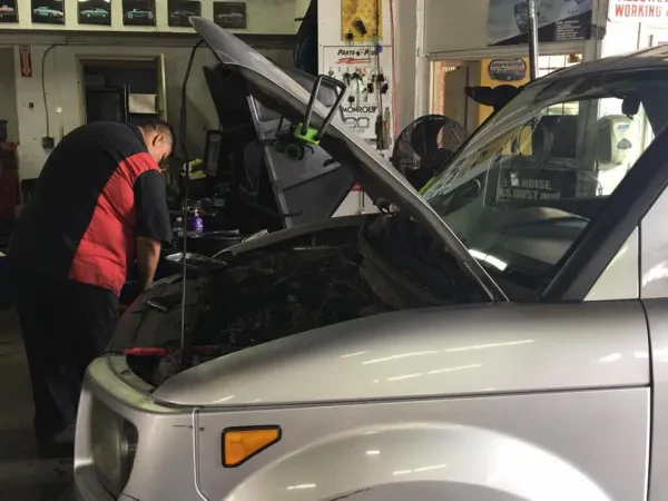 Julio C Battery and Auto Center - photo 2