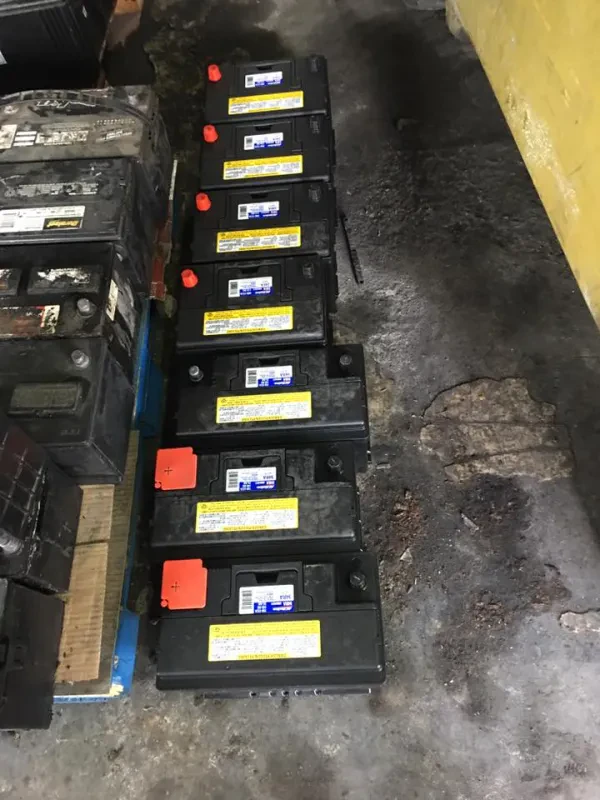 Julio C Battery and Auto Center - photo 3