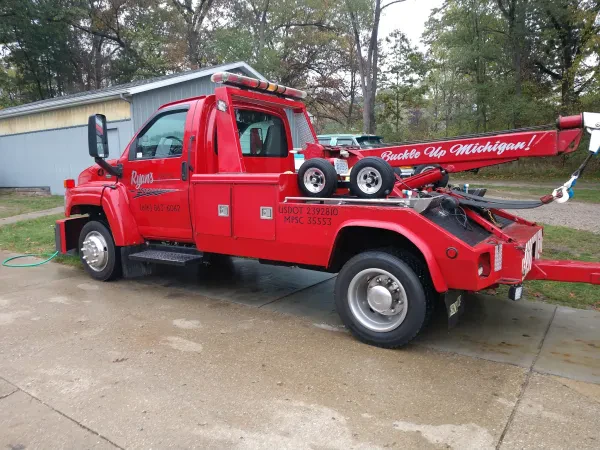 Ryan's Towing - photo 4