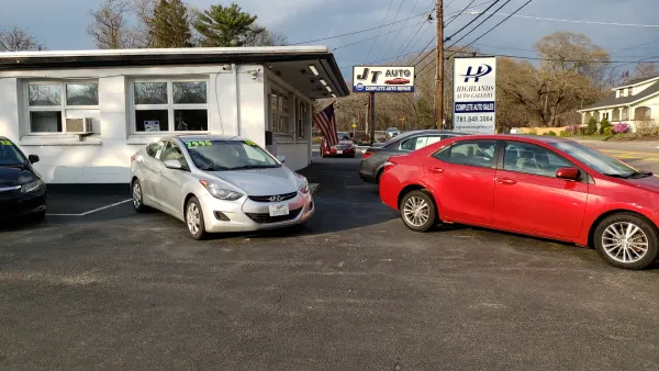 Highlands Auto Gallery Inc. - photo 4
