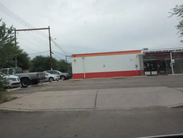 Merle's Automotive Supply - photo 2