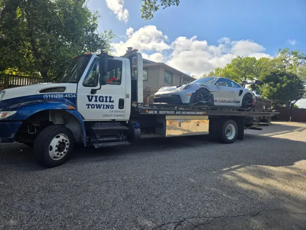 Vigil Towing - photo 2