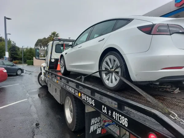 Bay Area Tow Inc - photo 3