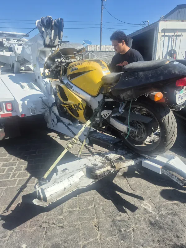 Bay Area Tow Inc - photo 4