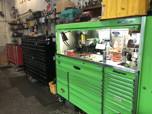 Cross Roadz Auto Repair - photo 4