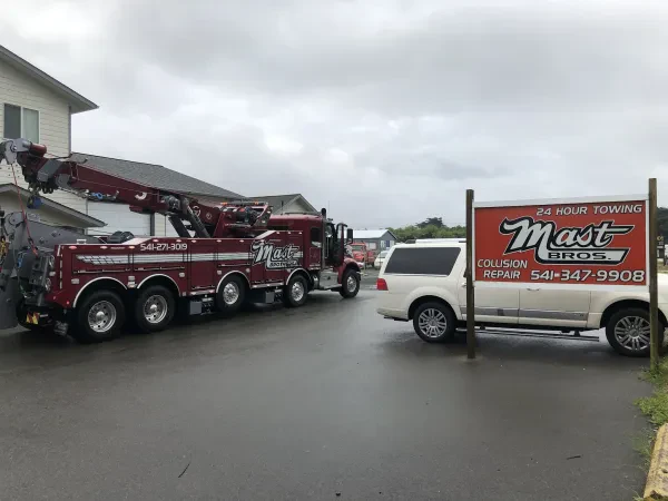 Mast Bros. Towing - Flatbed, Heavy Duty & Semi Tractor Trailer Towing - photo 4