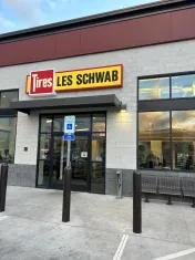 Les Schwab Tire Center
