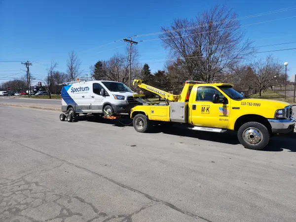 M&K Towing - photo 3