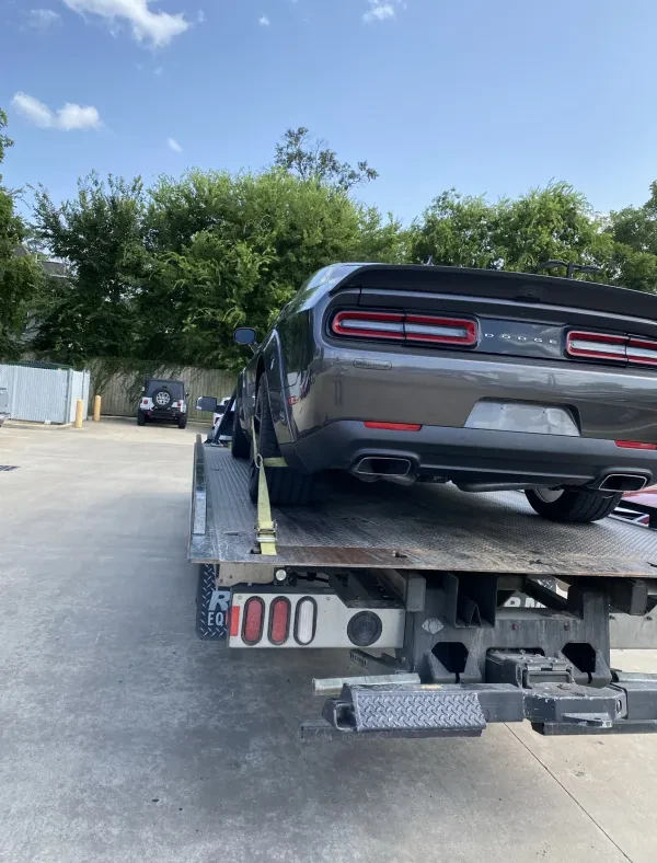 Omega Towing - photo 2