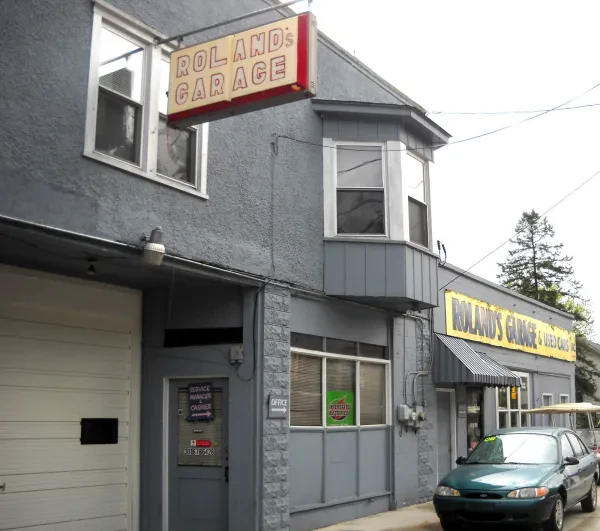 Roland's Garage & Used Cars - photo 4