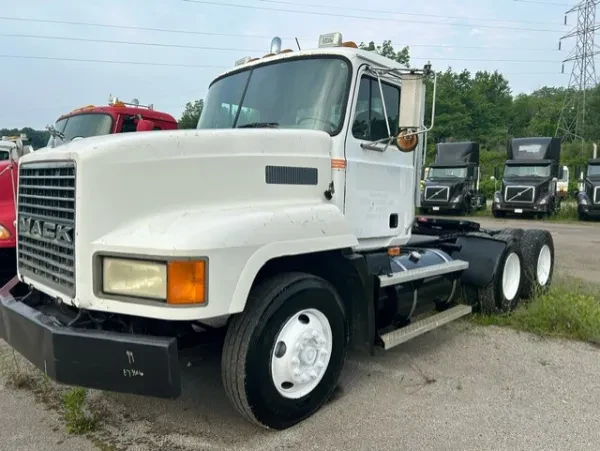 Adelman's Truck Parts & Sales - photo 4