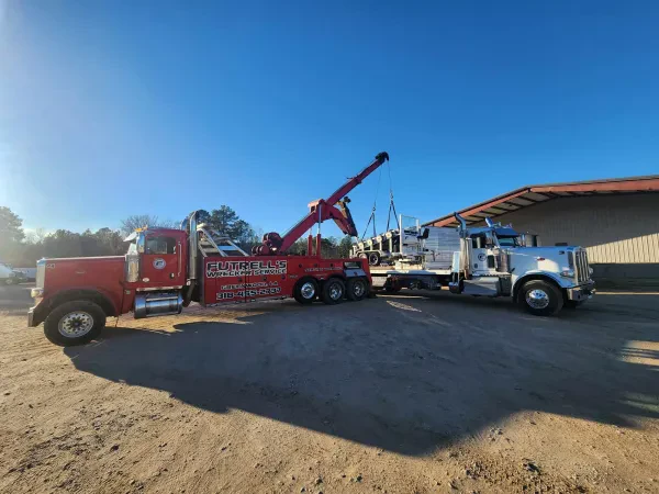 Futrell's Wrecker Service, LLC - photo 3