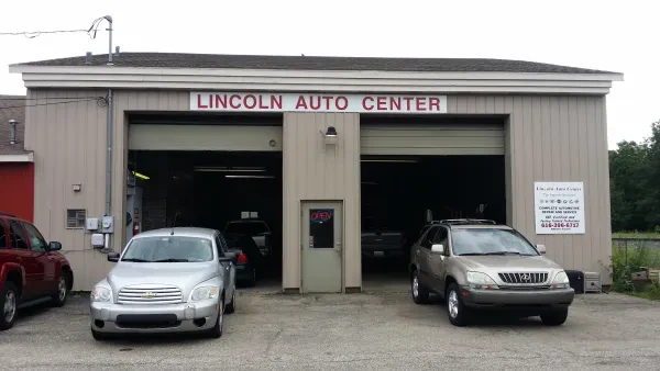 Lincoln Auto Center - photo 2