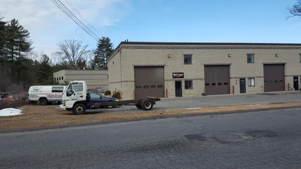 MERCHANTS AUTO AND TRUCK REPAIR - photo 2