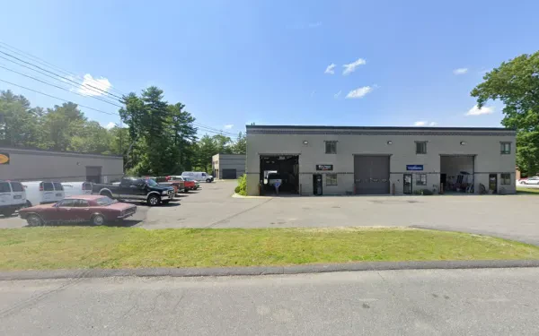 MERCHANTS AUTO AND TRUCK REPAIR - photo 4