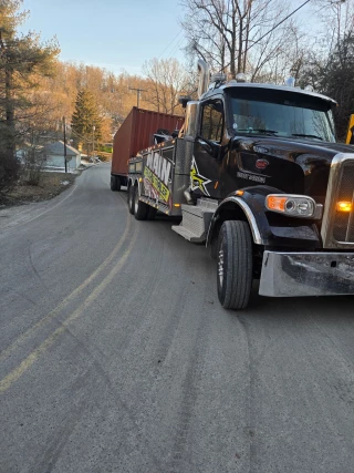 Main Truck Repair and Towing
