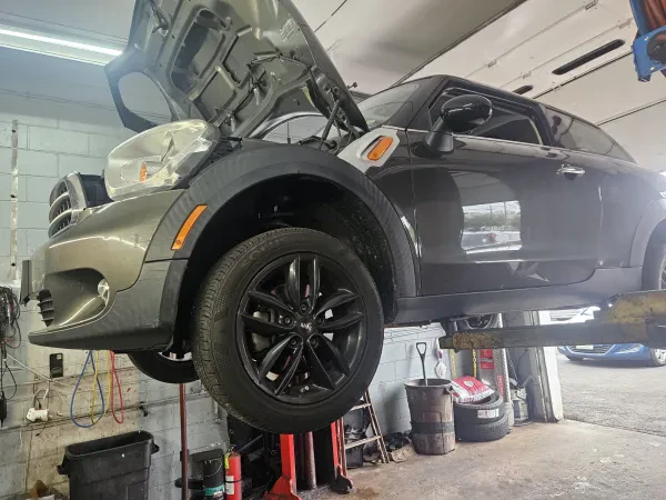 CARTERET AUTO REPAIR SHOP - photo 3