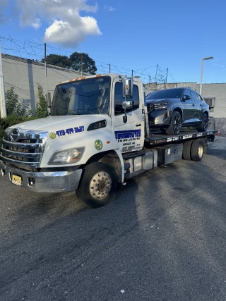 Towboyz973 Towing & Junkin