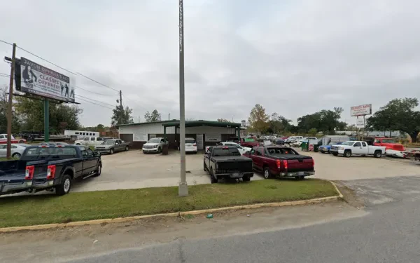 Hymel's Auto Parts & Services - photo 3