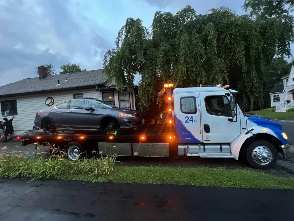 Vegas Towing - photo 2