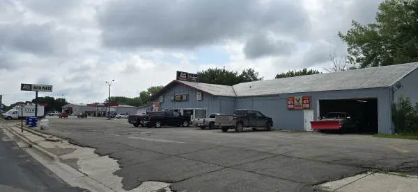 Forbes Auto Parts & Service - photo 2
