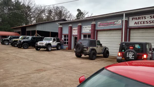 Montee's Auto World Inc Wrecker and Towing Service,Window Tinting, Locksmith Cars Homes 24 Hrs Service,Dyno Tuning - photo 3