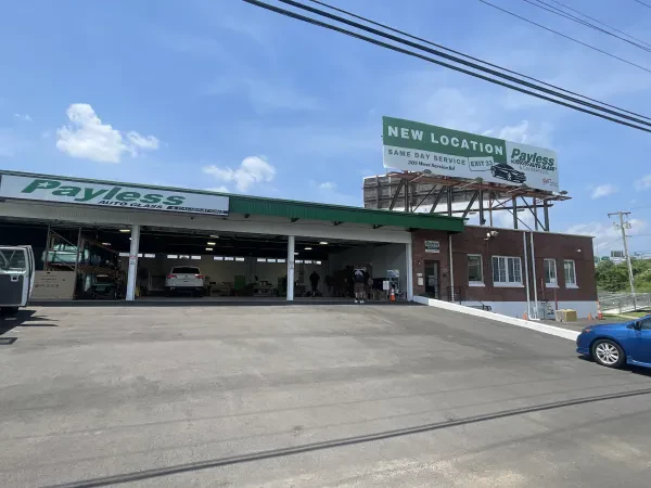Payless Auto Glass - photo 2