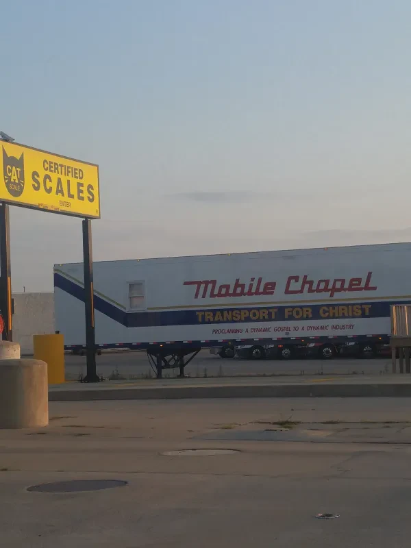 Tulip City Truck Stop - photo 3