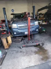 Las Americas Auto Repair LLC