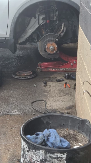 R&r Automotives