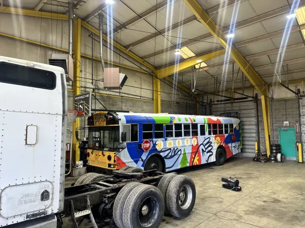 JJ Truck and Trailer Repair Shop - photo 3