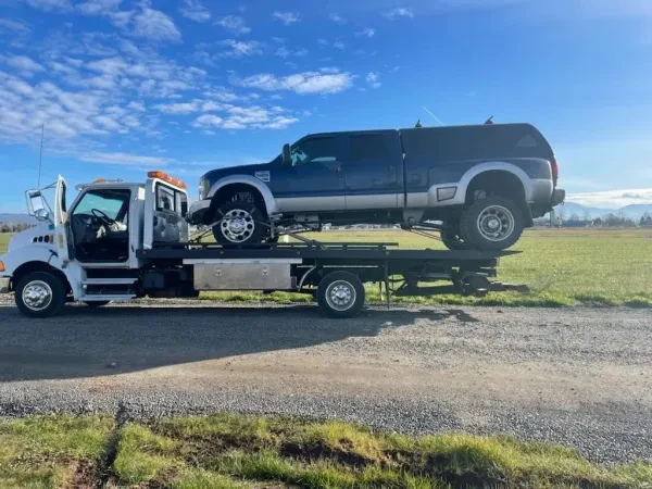 Shady Cove Towing and Recovery - photo 2