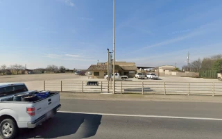 Dos Palos Y Auction Yard