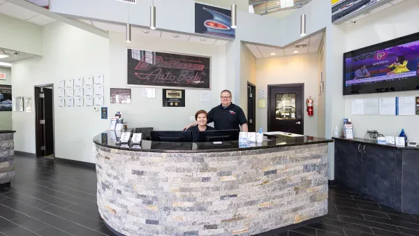 Byron's Patterson Auto Body - photo 4
